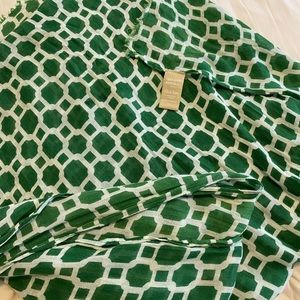 Banana Republic Green Geometrical Scarf/Wrap